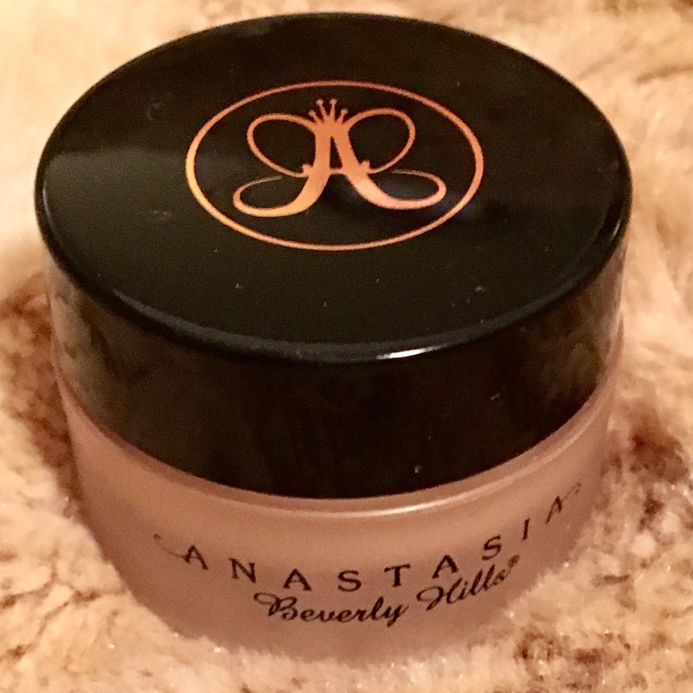 Anastasia Beverly Hills Concealer